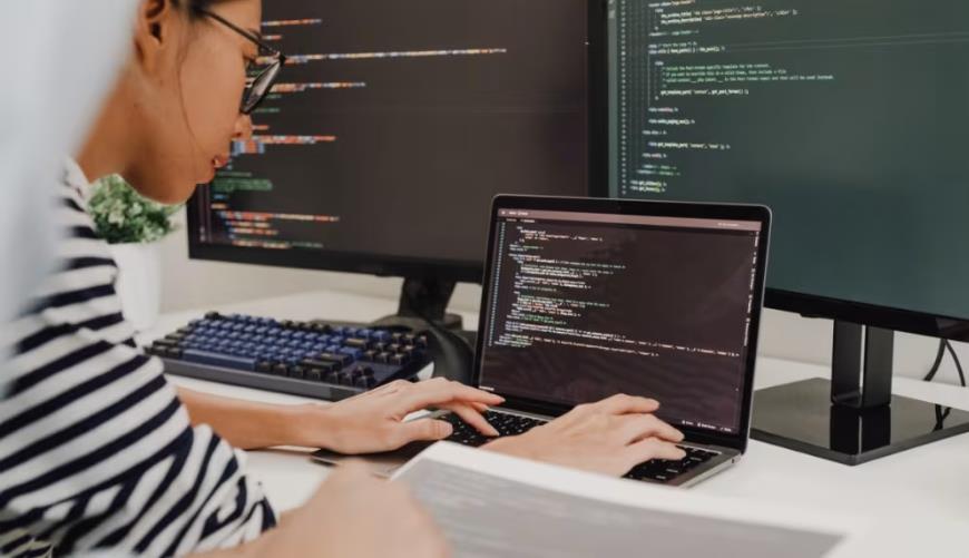 黔西南小程序开发公司：开源Python库与互操作性标准在开发中的关键作用